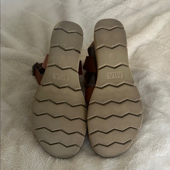 MIA Women's Brown Wedge Sandals - Picture 5 of 6